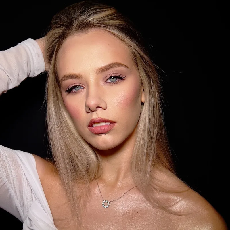 Полина, фотография